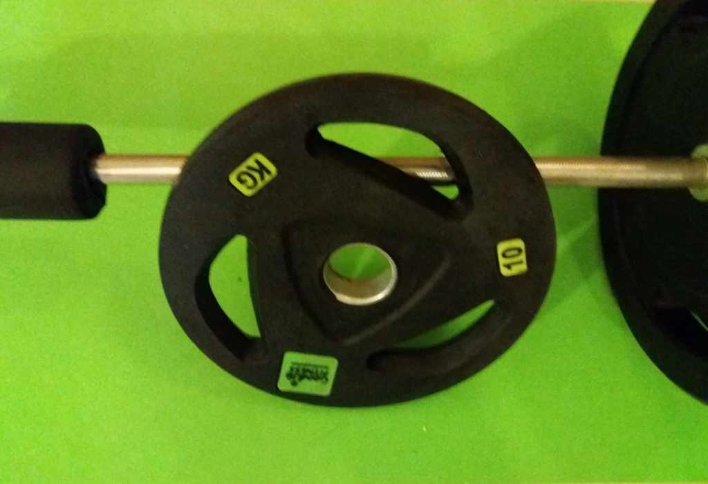 0 Kg gym rubber plates (1)