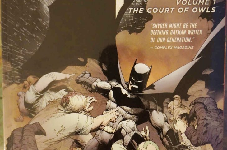 Dc Comics Graphics Novel Batman The Court of Owls
